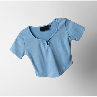 MIDDUA - CR2402 Crop vạt bầu cut kiểu, wash bụi