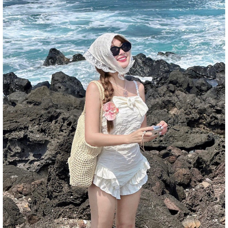 Jumpsuit nữ bikini liền thân phối bèo ôm body phong cách sexy che khuyết điểm