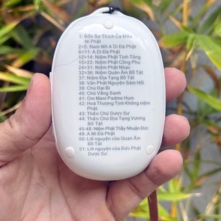 Máy nghe kinh niệm phật JSA03 có sẵn 51 bài / có khe thẻ nhớ / cổng tai nghe 3.5mm / nghe liên tục 10 giờ / dây đeo cổ