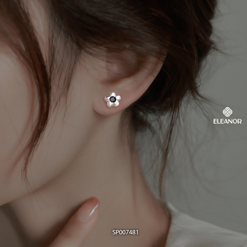 Bông tai nữ chuôi bạc 925 Eleanor Accessories hình hoa viền trơn phụ kiện trang sức khuyên tai 7481