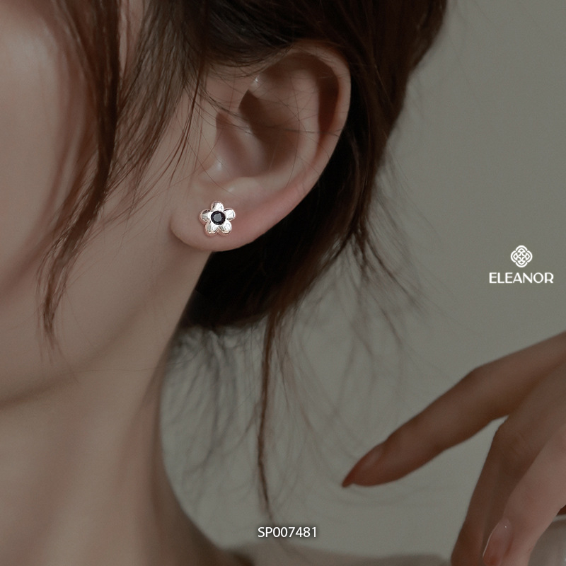 Bông tai nữ chuôi bạc 925 Eleanor Accessories hình hoa viền trơn phụ kiện trang sức khuyên tai 7481