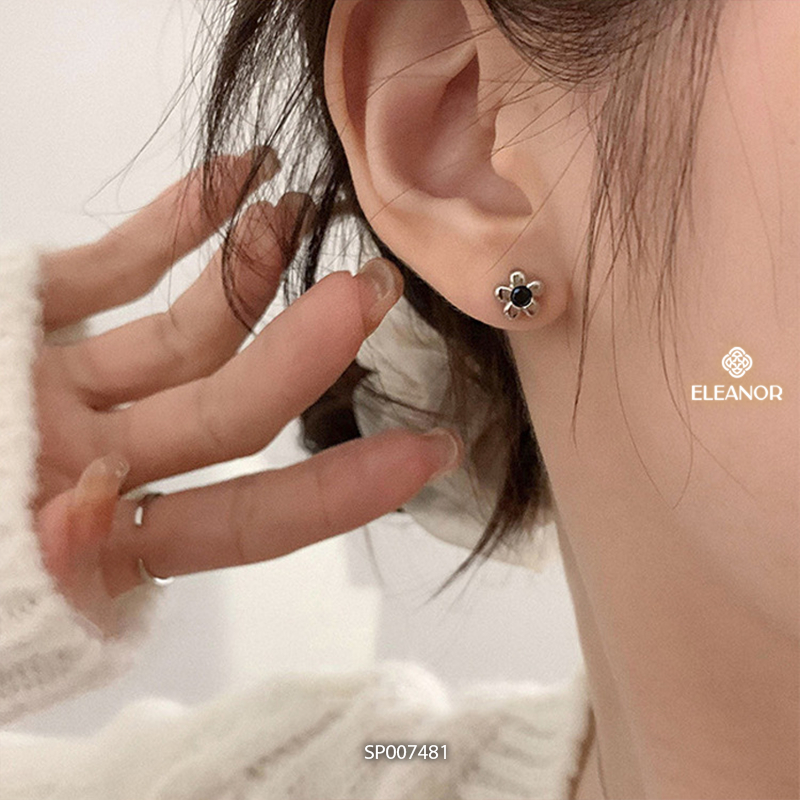 Bông tai nữ chuôi bạc 925 Eleanor Accessories hình hoa viền trơn phụ kiện trang sức khuyên tai 7481
