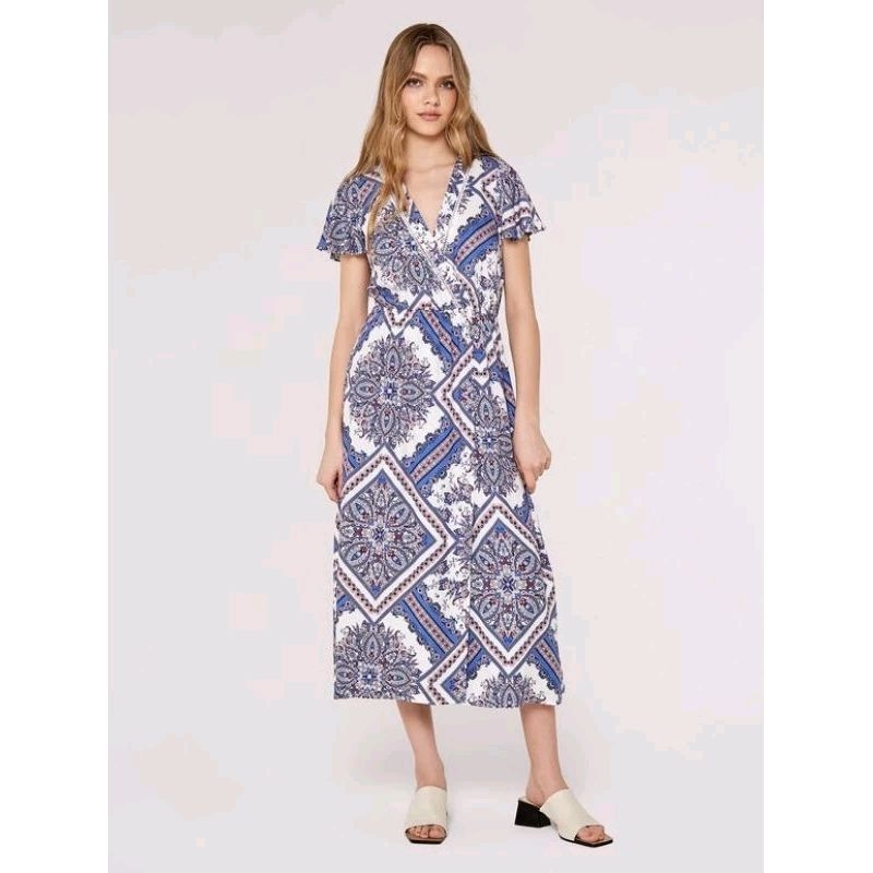 (Sale) Đầm hoạ tiết tà lệch Apricot* bigsize - dư xịn