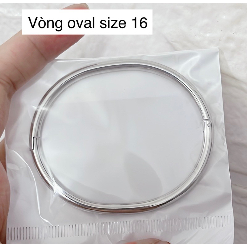 Vòng tay nam nữ unisex titan kiểu tròn trơn size lớn dày 4mm basic không gỉ CF09 BY ACCESSORIES