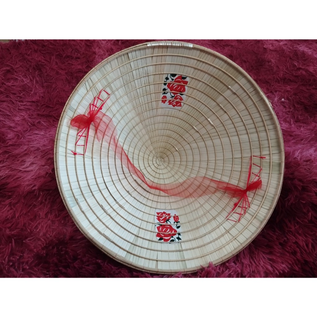 Nón Lá Làng truyền thống loại xịn 3 lớp dày dặn tặng kèm quai nón ( nón đã quét dầu chống thấm nước)