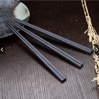 Set 10 đôi đũa Nhật họa tiết vẩy cá sợi thủy tinh kháng khuẩn chống nấm mốc chống trơn trượt