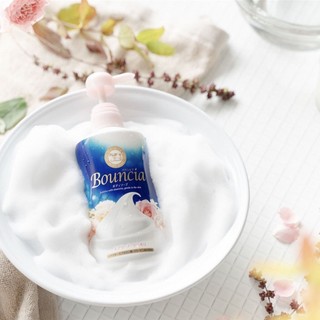 Sữa tắm siêu tạo bọt Cow Bouncia Body Soap (480ml)
