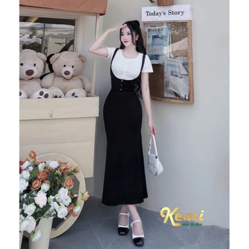 Váy thiết kế - Váy yếm cổ vuông dáng dài kèm áo phông trendy, chân váy len tăm dáng A đính nút Kemi