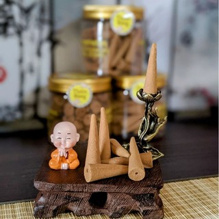 50 Nhang Nụ Trầm Huơng Khói Chảy Ngược