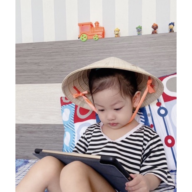 Nón Lá Cho Bé 4 Đến 10 Tuổi- đã tặng kèm quai nón