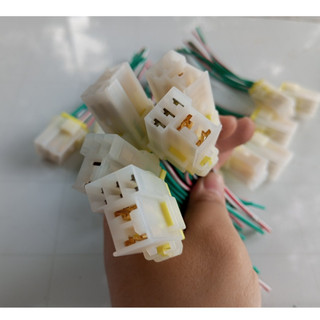 Chân cắm rơ le 4 chân 5 chân bé. (Giá 1 chiếc)
