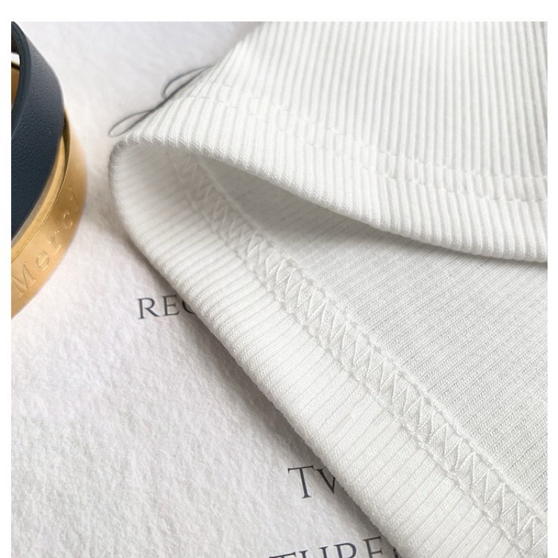 Áo ba lỗ có đệm mút, áo tanktop, chất liệu cotton co giãn thoáng mát, phong cách basic trẻ trung.