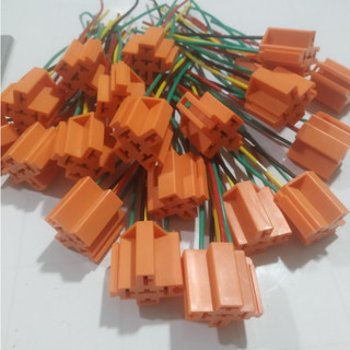 Chân cắm rơ le 4 chân 5 chân to, chân cắm rơ le cam. ( Giá 1 chiếc)