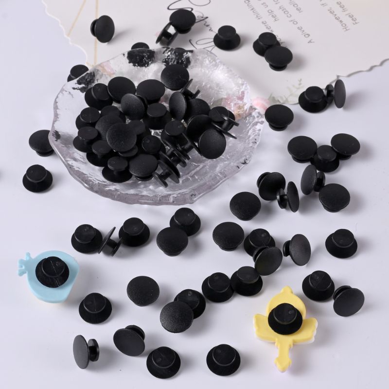 SET CÁI NÚT NHỰA ĐEN GÂN DÉP CROSS, GẮN CHARM