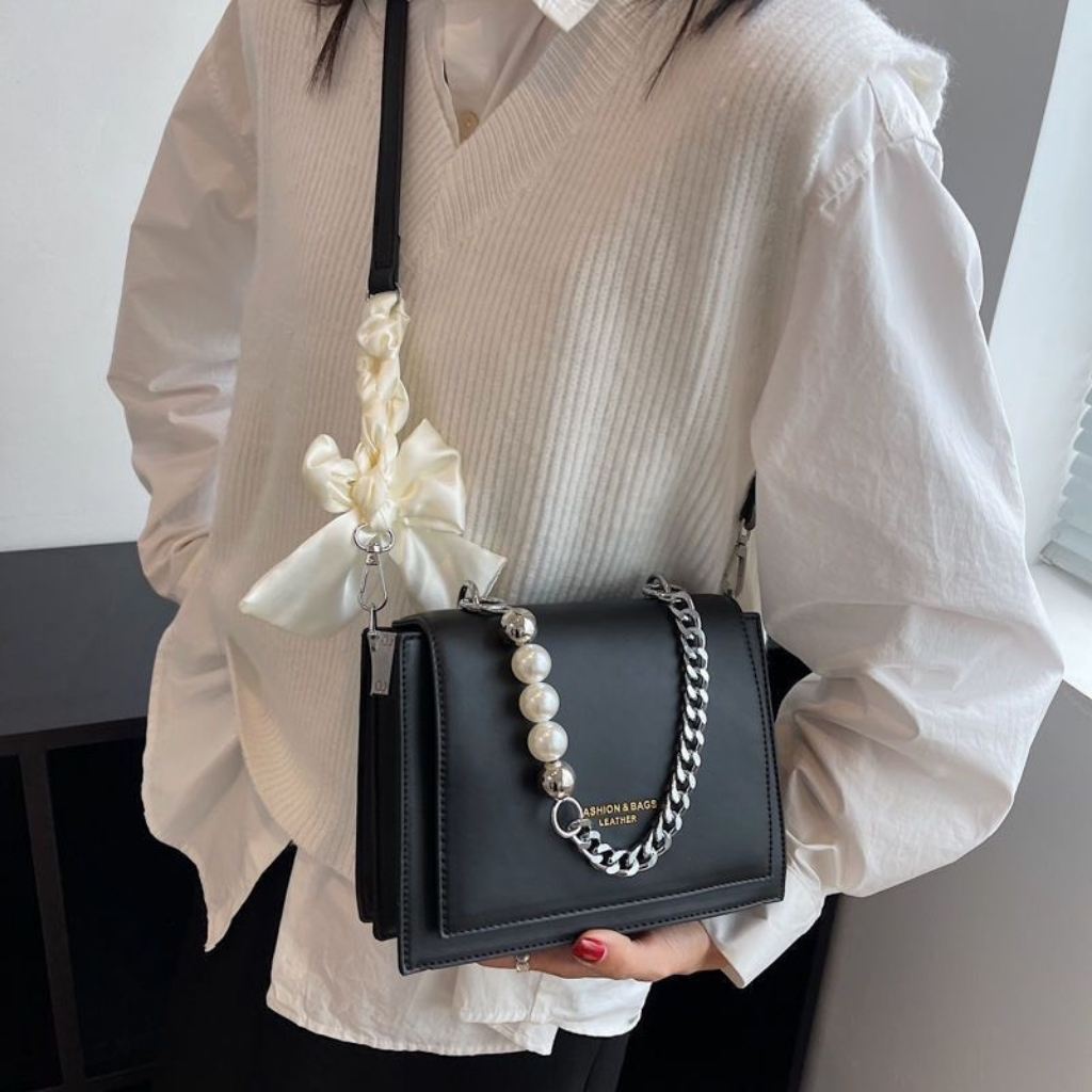 Túi Đeo Chéo, Túi Xách Nữ 2 Ngăn Dây Xích Ngọc Phối Nơ Đi Chơi Sang Trọng, Chất Da PU Cao Cấp HARA BAGS
