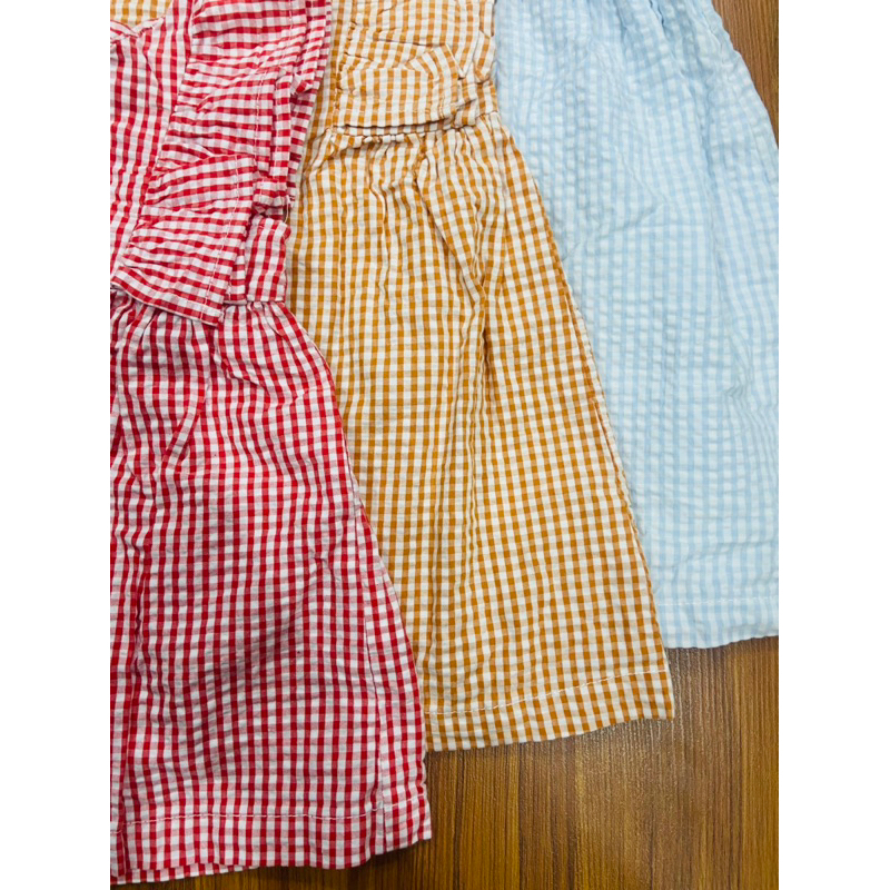 Váy Bé Gái Sơ Sinh Chất Đũi Mát Xuất Dư C1870 Kẻ Sọc 3 Màu Size 1-6M (3-7kg)
