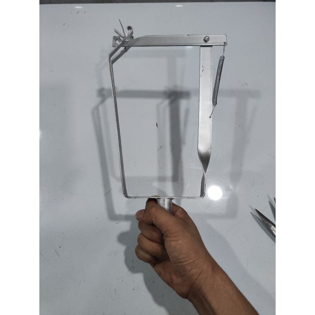 Dụng cụ cột cành sầu riêng dễ dàng , Cột dây sầu riêng tránh mưa gió bão gãy- Hệ thống tưới tự động