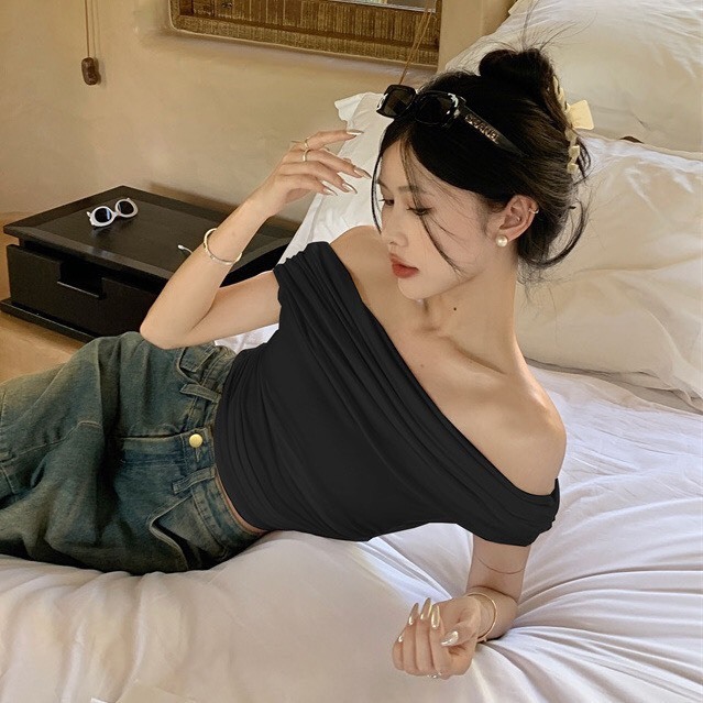 Áo thun nữ trễ vai croptop ôm body hottrend mùa hè 2024 chất liệu thun co giãn phong cách Hàn Quốc sang chảnh SP140