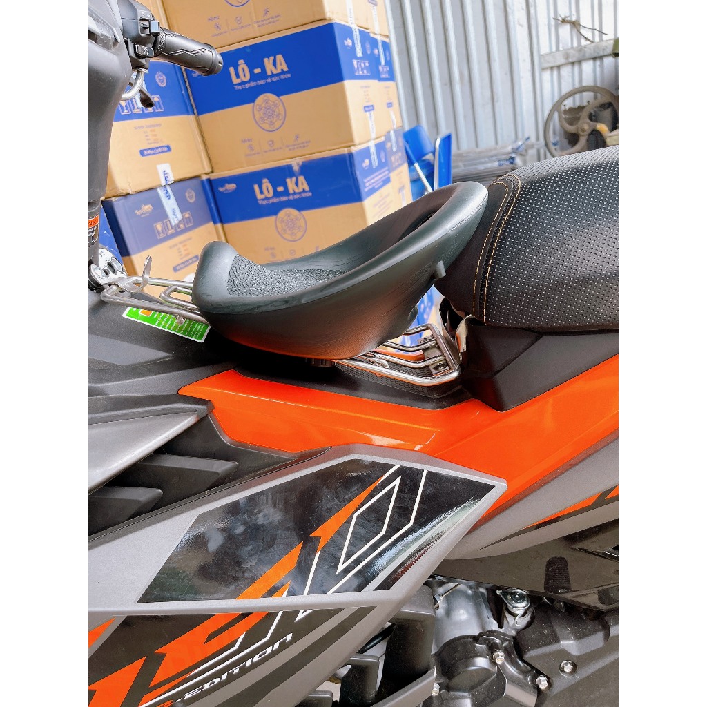 (EXCITER) YÊN NHỰA ĐI XE MÁY EXCITER