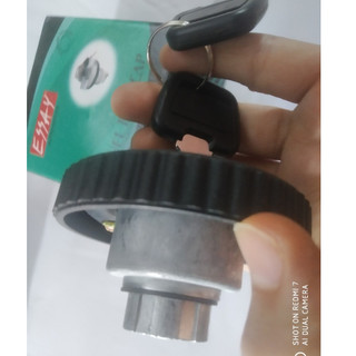 Nắp bình dầu xe tải Kia có khóa. (Giá 1 chiếc)