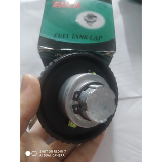 Nắp bình dầu xe tải Kia có khóa. (Giá 1 chiếc)