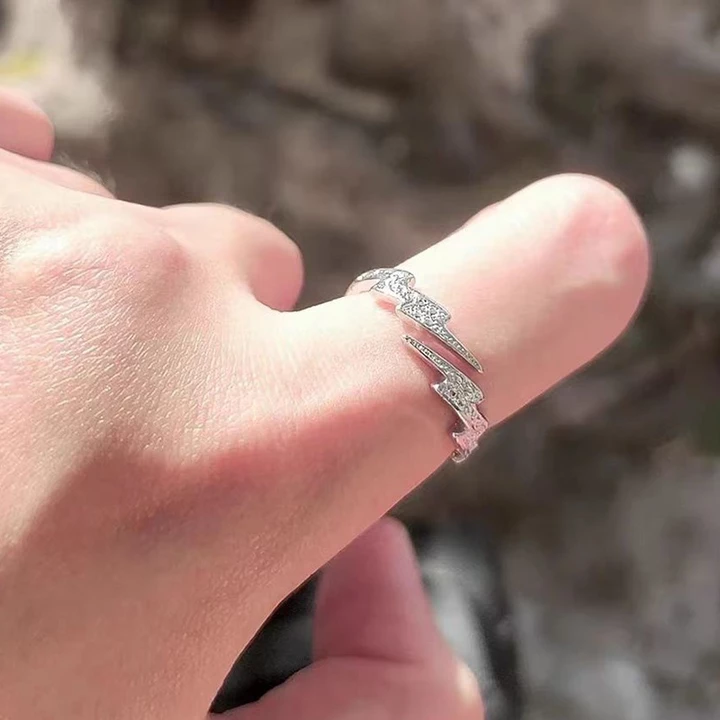 Nhẫn nam nữ sét đính đá kim cương nhân tạo thời trang sức