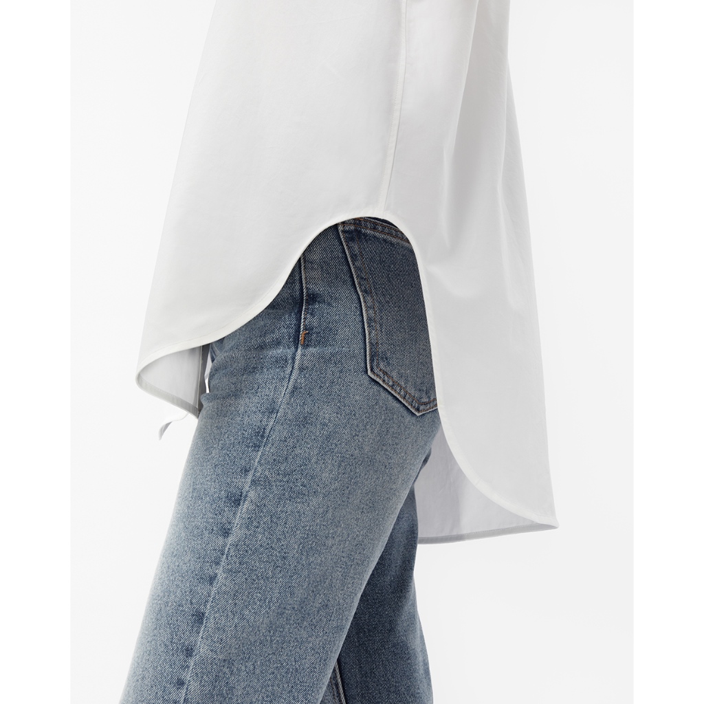 Ảnh TheBlueTshirt - Áo sơ mi trắng tay dài vạt bầu dáng oversize - Sydney Oversize Shirt - Women 3