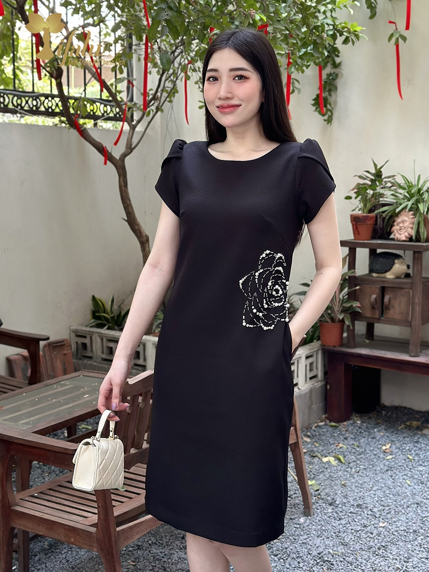 Ảnh TIFALU - Đầm dáng suông thiết kế dự tiệc màu đen kết đá sang trọng - TFL943BLK 1