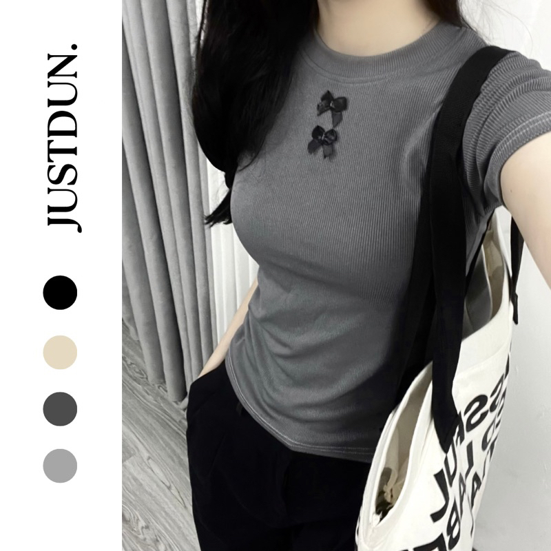 Áo thun ôm body đính nơ chất gân tăm