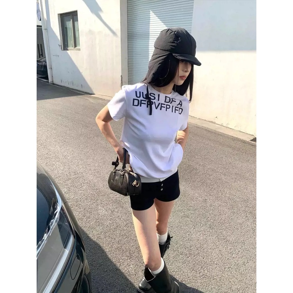 (sẵn)Áo thun baby tee trắng chữ đen just be a perverted chất cotton ABBT016 - Tiktik