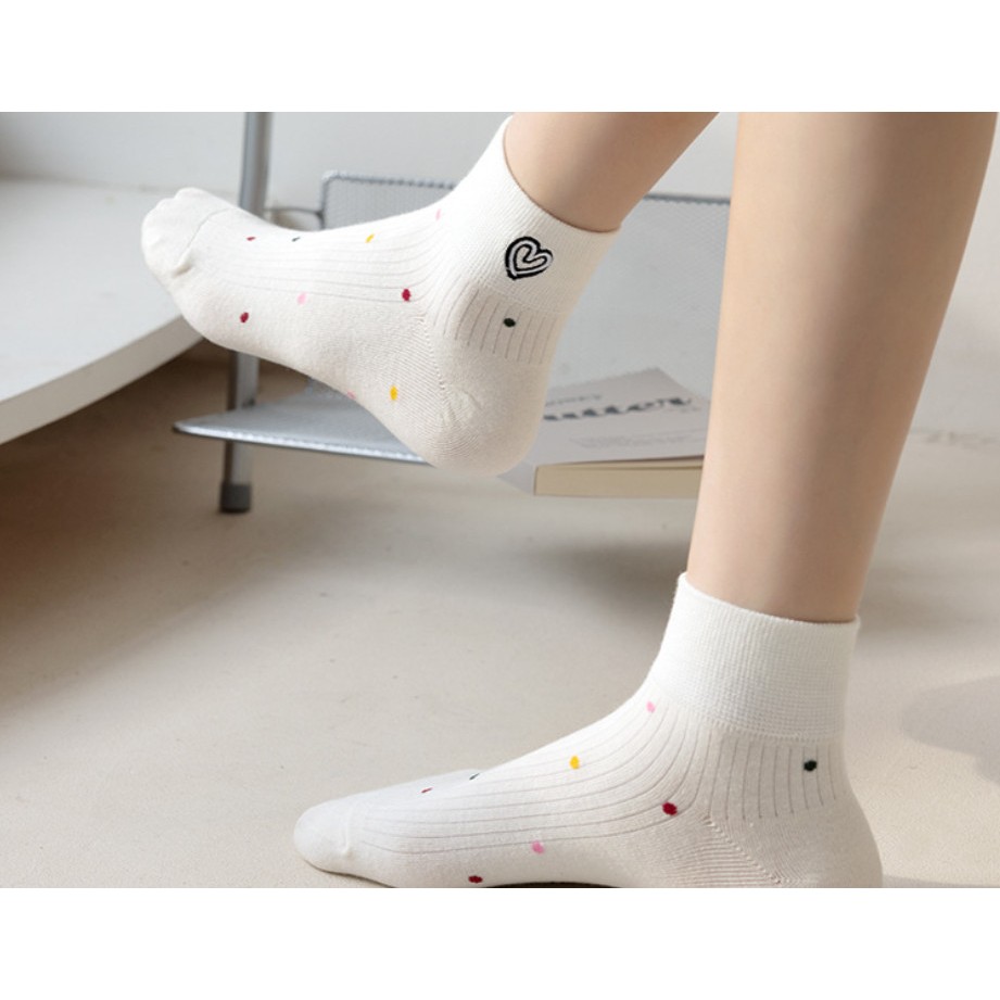 Vớ Tất nữ hình Trái Tim, Cherry cổ lửng phong cách trẻ trung, năng động.
