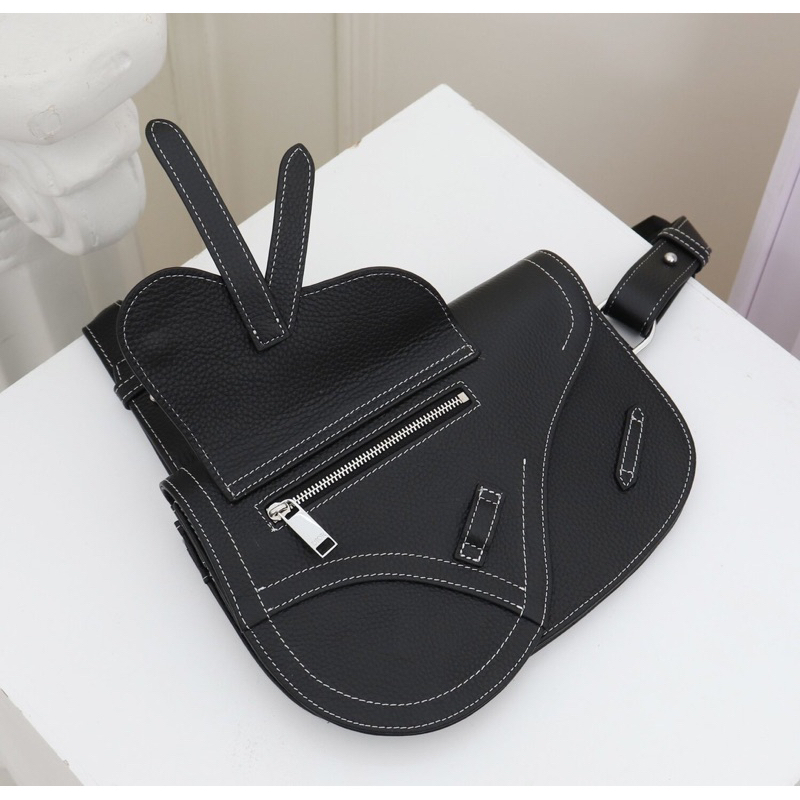 ⚡️[Hight Quality] Túi Đeo Chéo Di.0r X Kaws Messenger Bag - Điểm Nhấn Yên Ngựa Chất Liệu Da Cao Cấp - Full Box Nam Nữ