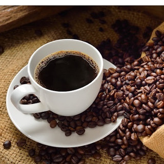 1kg cà phê hạt Robusta, cafe hạt nguyên chất  dak lak rang mộc CÔ GÁI[ tặng kèm hộp 10 chiếc khẩu trang không van kenko]