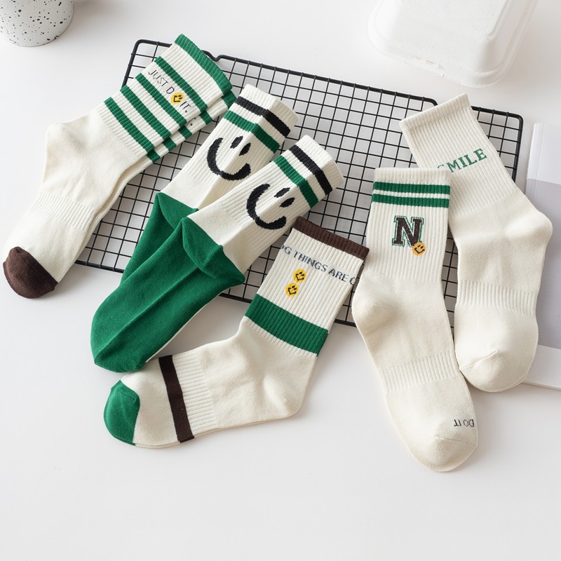 Vớ Tất cổ cao Unisex chữ N, số 1987 phong cách trẻ trung và năng động.