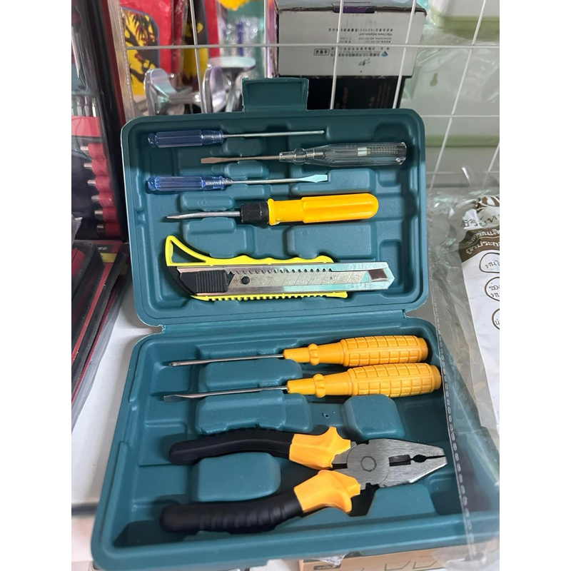Bộ dụng cụ tua vít sửa chữa gồm 8 món đa năng nguyên hộp cực kì tiện lợi cho gia đình