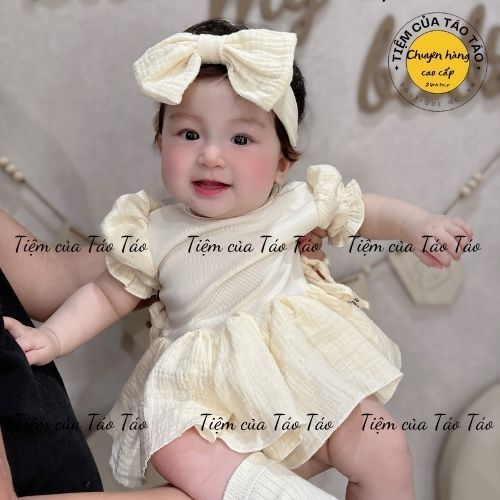 ( HÀNG CÓ SẴN) Set bodysuit kèm mũ tặng kèm tất / vớ cho Bé Gái cover Hàn Quốc Ikii, Uhorang, Monbee