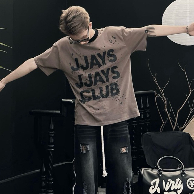 Áo phông tay lỡ 🖤 DIRTY JAY phong cách UNISEX nam nữ - áo thun cổ tròn tay lỡ form rộng Brand Jaystoree 🖤 | BigBuy360 - bigbuy360.vn