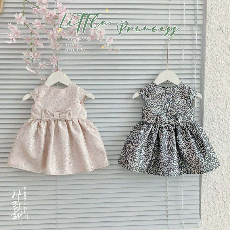 Váy Bé Gái Sát Nách Dáng Xoè Phối Nơ C2561 Xuất Dư Dễ Thương Size 12-18M (9-11kg)