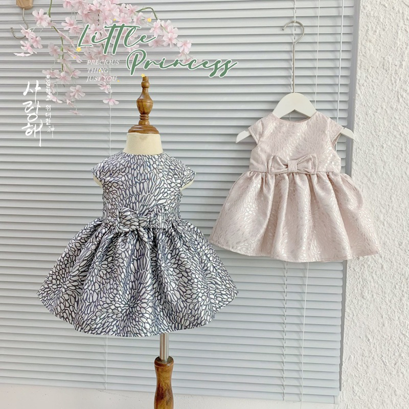 Váy Bé Gái Sát Nách Dáng Xoè Phối Nơ C2561 Xuất Dư Dễ Thương Size 12-18M (9-11kg)