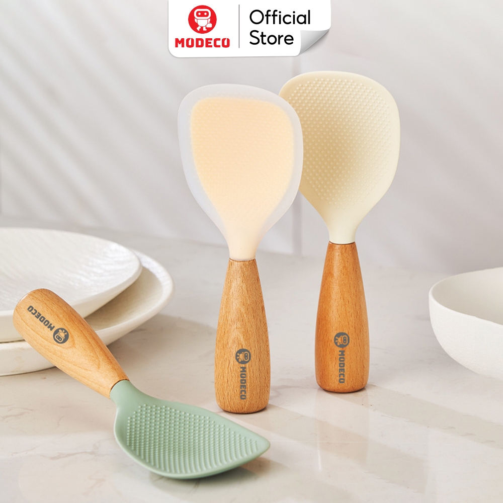Muôi Xới Cơm Chống Dính Cao Cấp Modeco, Cán Gỗ Sồi Chịu Nhiệt Tốt, Chống Nóng Và Có Thể Để Đứng An Toàn Dễ Sử Dụng