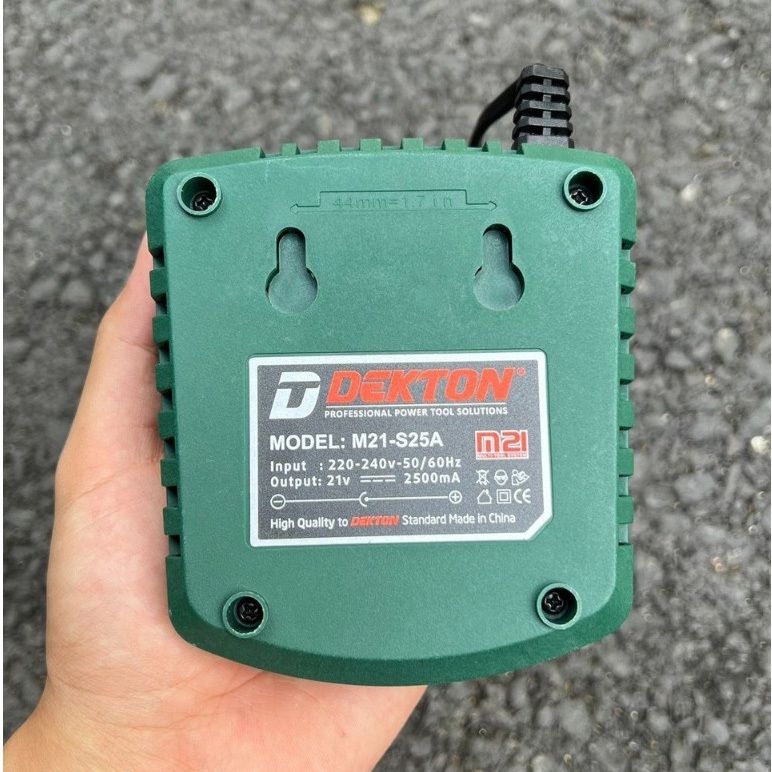 Sạc Pin Dekton M21-S25 2500mAh siêu nhanh thế hệ mới 2023