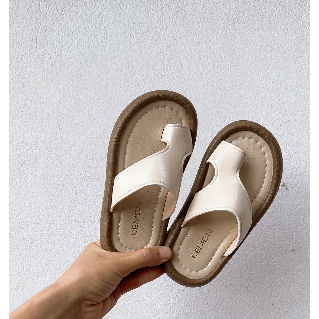 sandal bé gái dép lê xỏ ngón cho bé trai da PU bóng mềm êm chân chống trượt QCCC full box có size đại MG Baby 7705