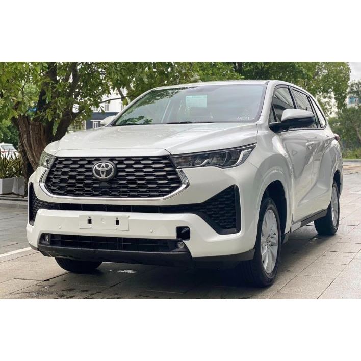 Vè che mưa CHỈ INOX xe Innova Cross 2023, 2024, 2025, 2026 - Hàng cao cấp, dày dặn sáng bóng- Giá 1 bộ