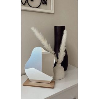 Gương Cầm Tay, Gương Để Bàn Mini, Đế Gỗ, Đóng Gói Bao Bể Vỡ, Thương Hiệu Gương Diamond Mirror