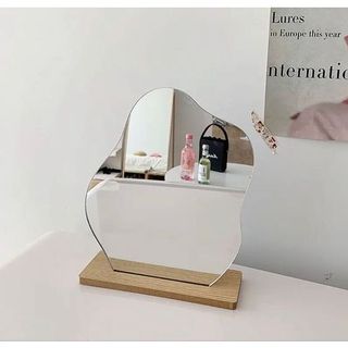 Gương Cầm Tay, Gương Để Bàn Mini, Đế Gỗ, Đóng Gói Bao Bể Vỡ, Thương Hiệu Gương Diamond Mirror