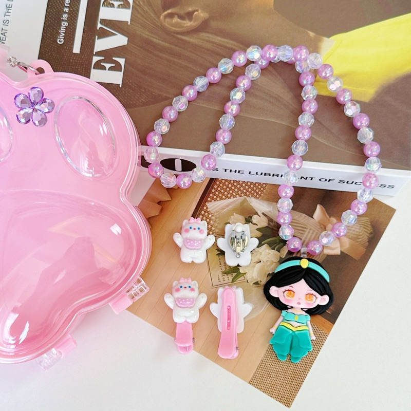 1 Bộ Phụ Kiện Kẹp Tóc/Kẹp Tóc/Dây Chuyền/Vòng Cổ Phong Cách Hoạt Hình Bằng Nhựa Màu Hồng Dễ Thương Dành Cho Bé Gái