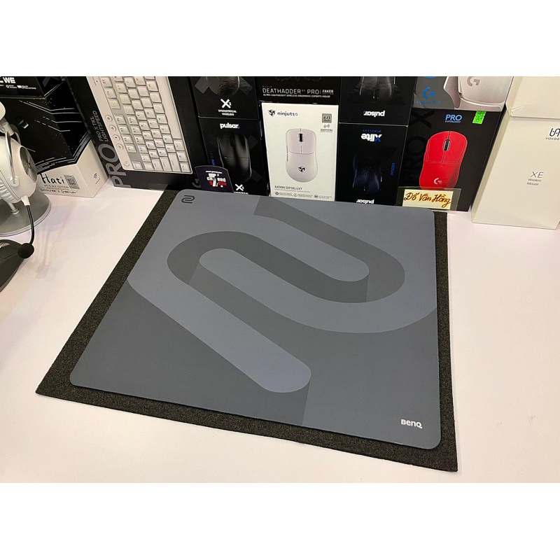 Lót chuột Zowie Model 5 - Control