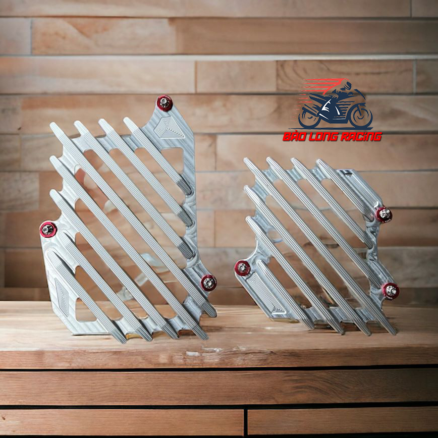Che két nước Nhôm CNC V3 SỌC XÉO SIÊU DẦY cho Vario, Air Blade, SH, Lead 4Val Kèm 3 ốc salaya và long đền đỏ