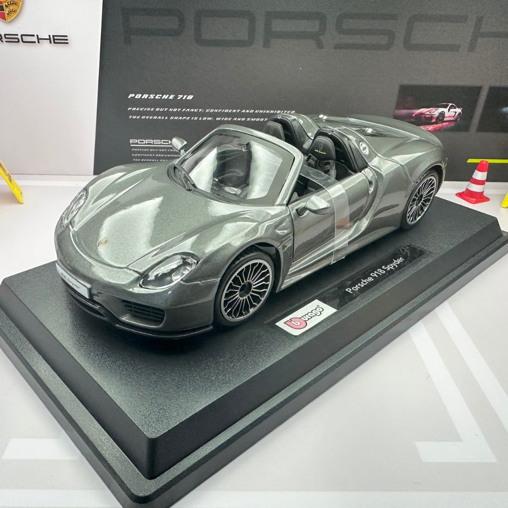 MÔ HÌNH XE PORSCHE 918 SPYDER 1:24 BBURAGO | Việt Nam