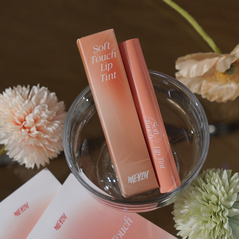 Ảnh Son Kem Siêu Lì, Siêu Mịn Môi Hàn Quốc Merzy Soft Touch Lip Tint 3g 2